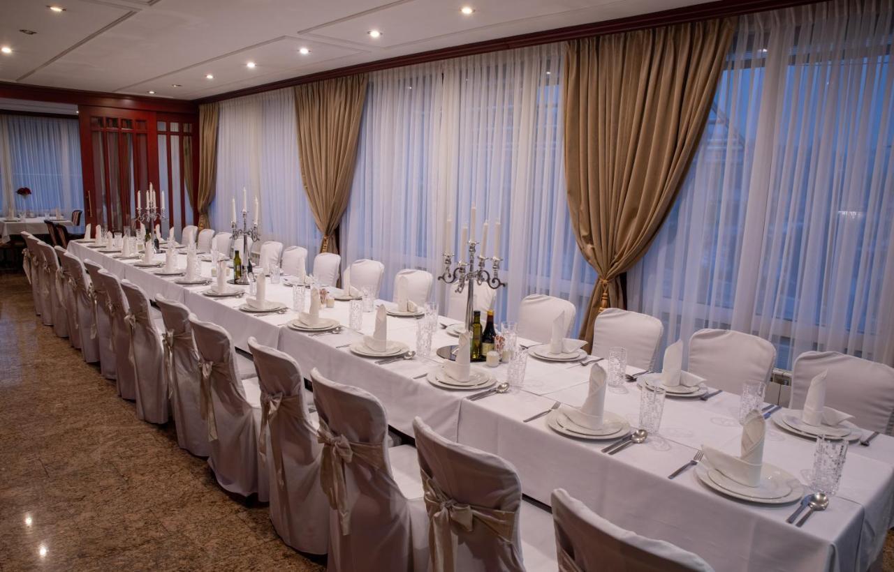 Hotel Integra Doboj Eksteriør billede
